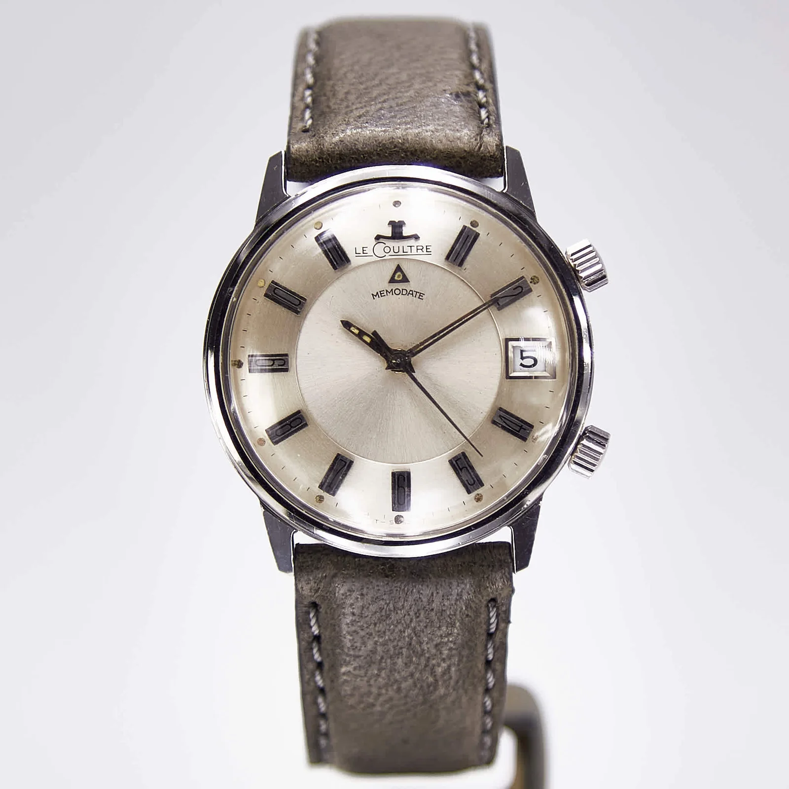 Jaeger-LeCoultre Memovox (2677-910/911)